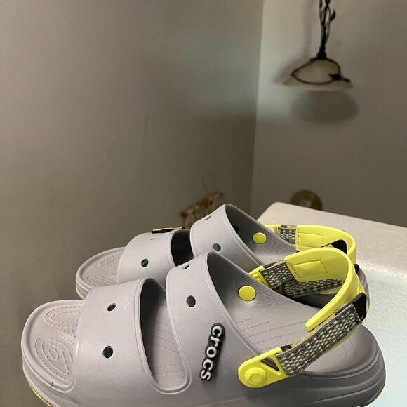 Mens grey crocs - Picture 2 of 4